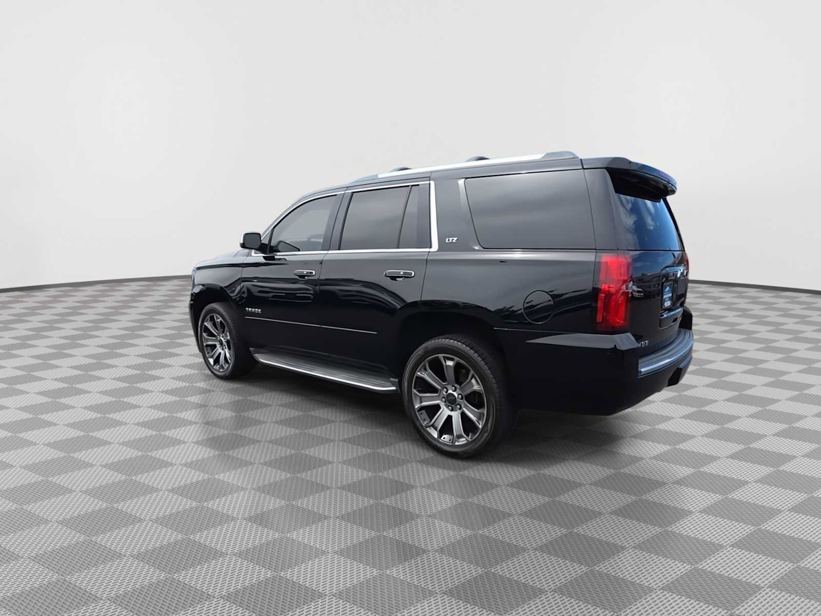 Used 2016 Chevrolet Tahoe LTZ AWD/4WD image 6