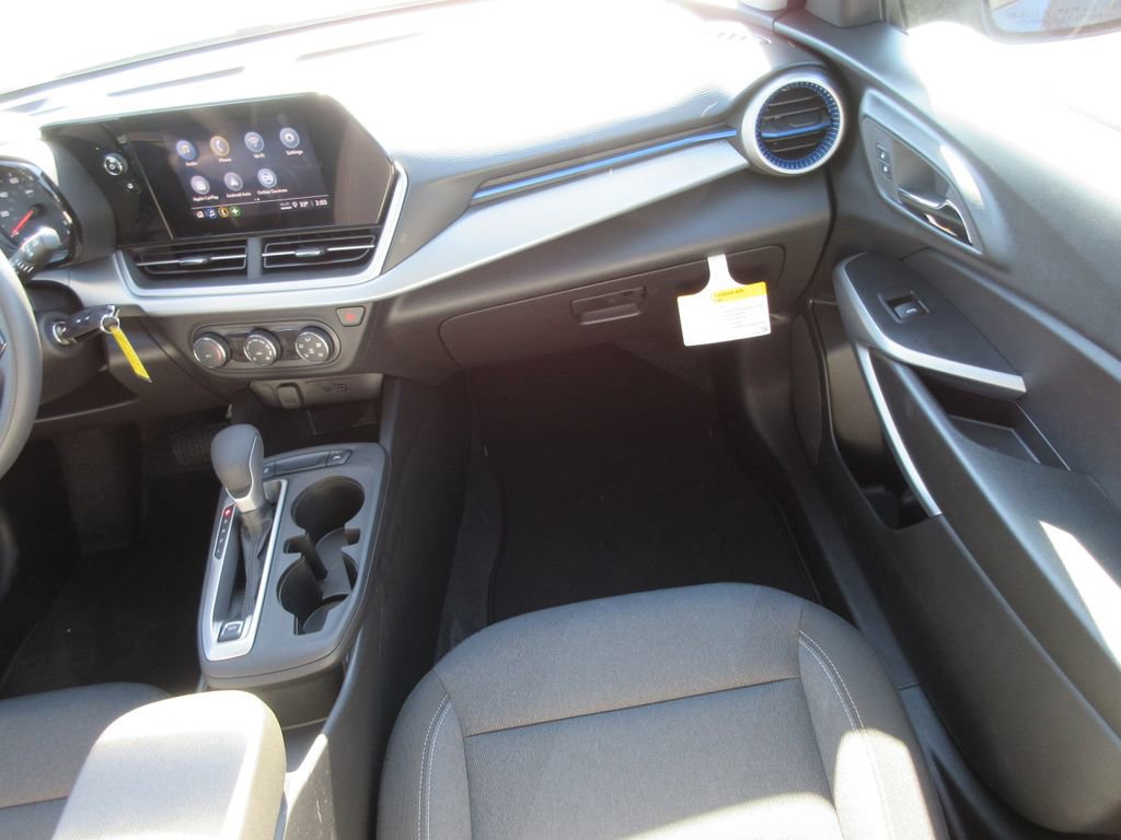 New 2026 Chevrolet Trax LS FWD image 15