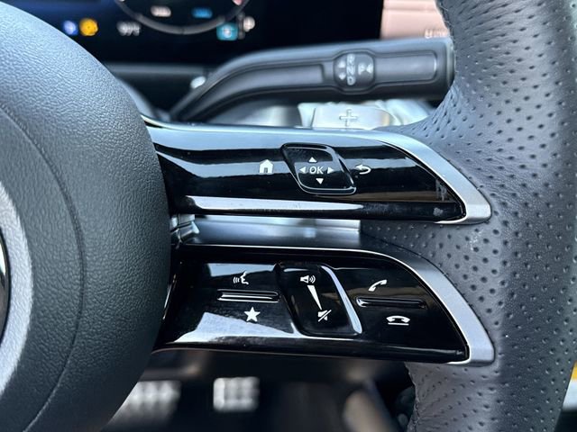 New 2025 Mercedes-Benz GLB 250 image 14