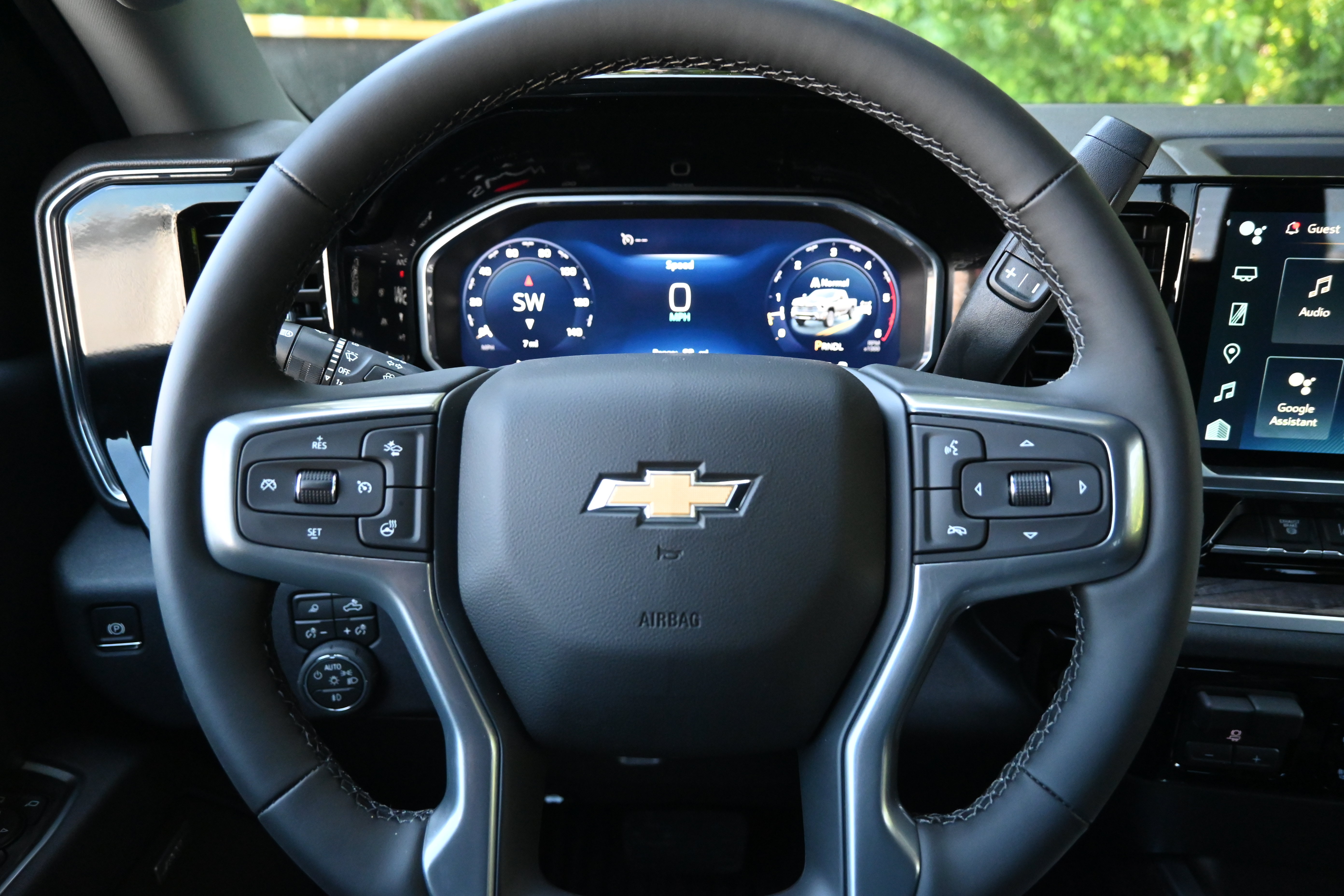 New 2026 Chevrolet Silverado 2500 LTZ w/ LTZ Premium Package AWD/4WD image 17