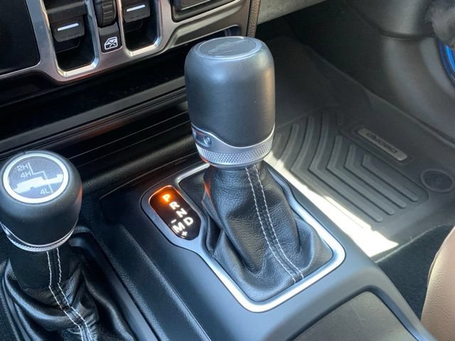Used 2022 Jeep Gladiator Overland w/ Popular Equipment Package AWD/4WD image 18