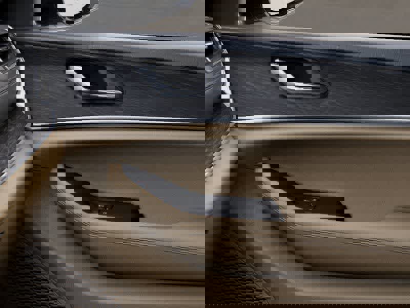 New 2025 Jeep Grand Cherokee Limited w/ Black Appearance Package image 25