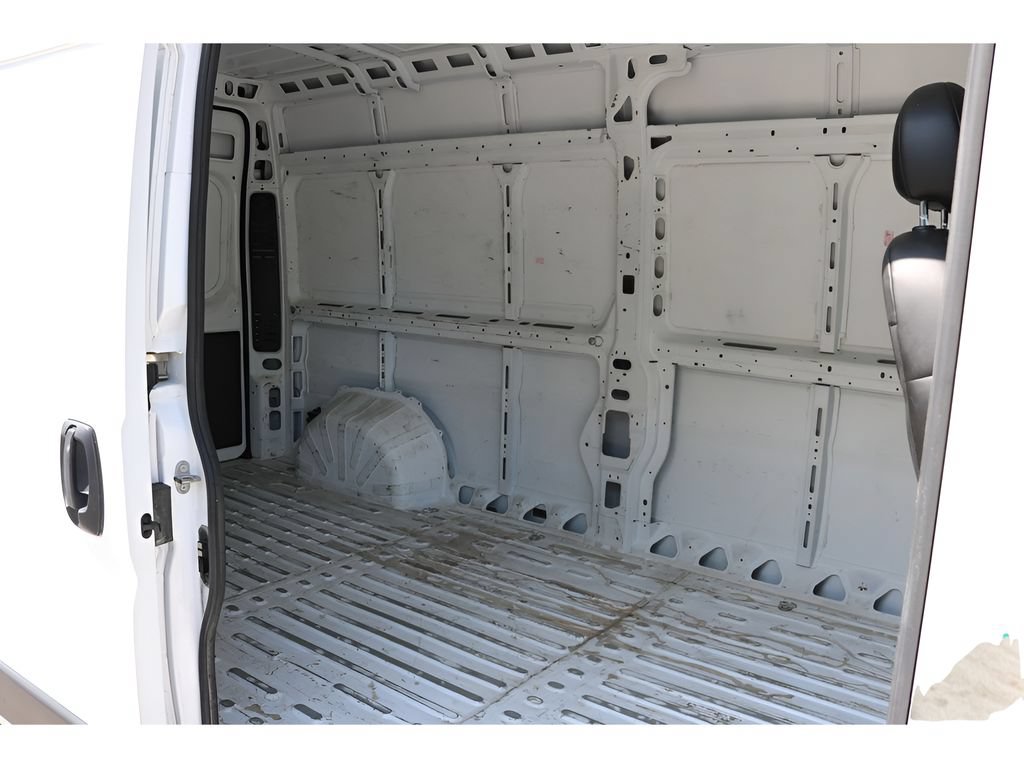 Used 2023 RAM ProMaster 2500 FWD image 17