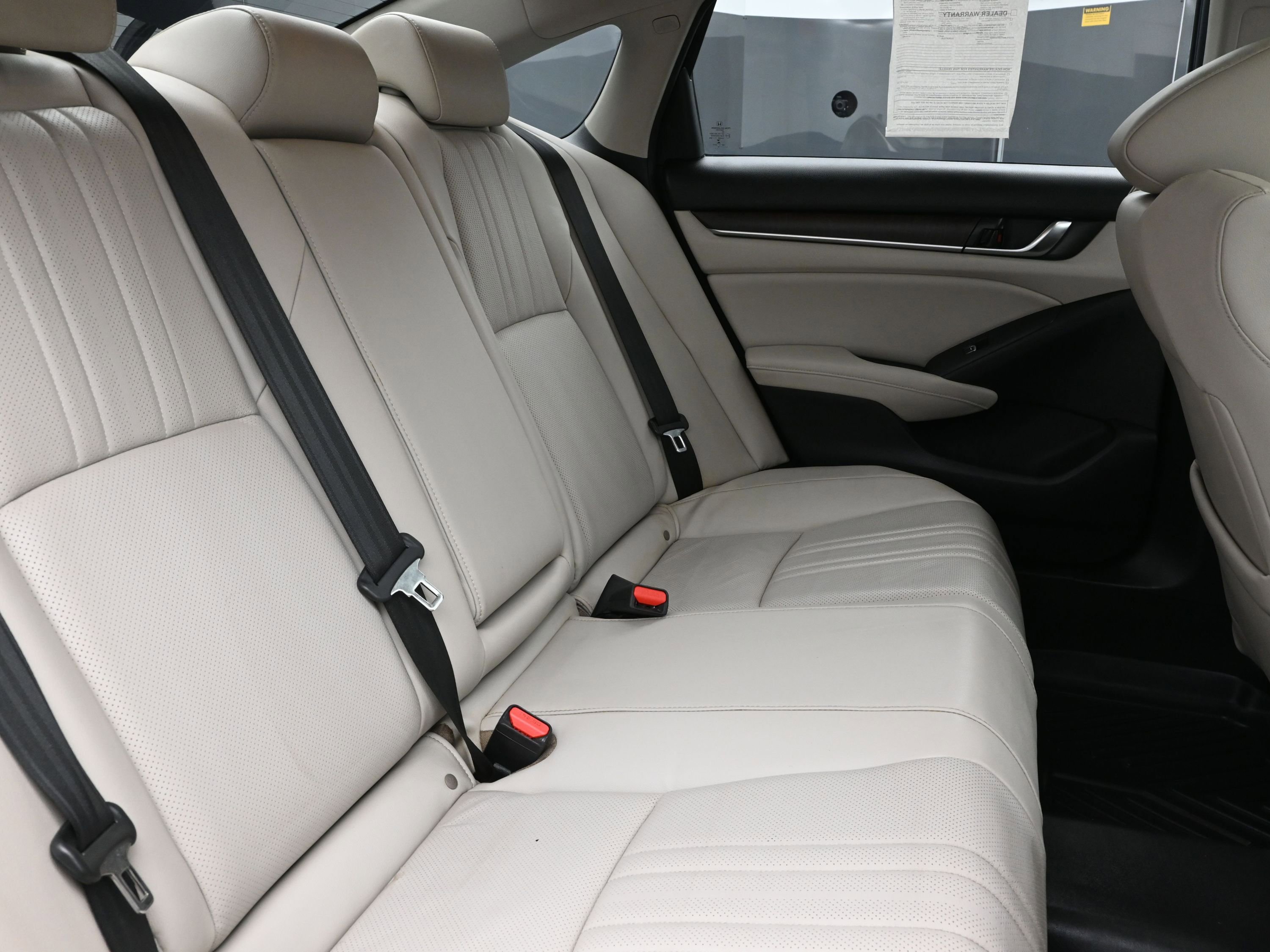 Used 2018 Honda Accord EX-L image 25