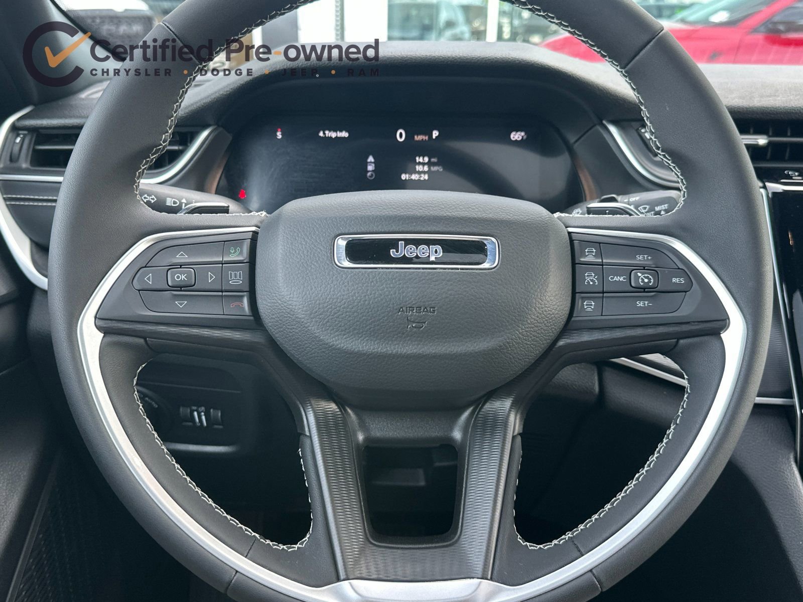 Certified 2025 Jeep Grand Cherokee Laredo X image 24