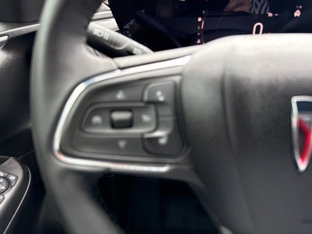 Used 2025 Buick Envista Sport Touring w/ Experience Buick Package FWD image 12