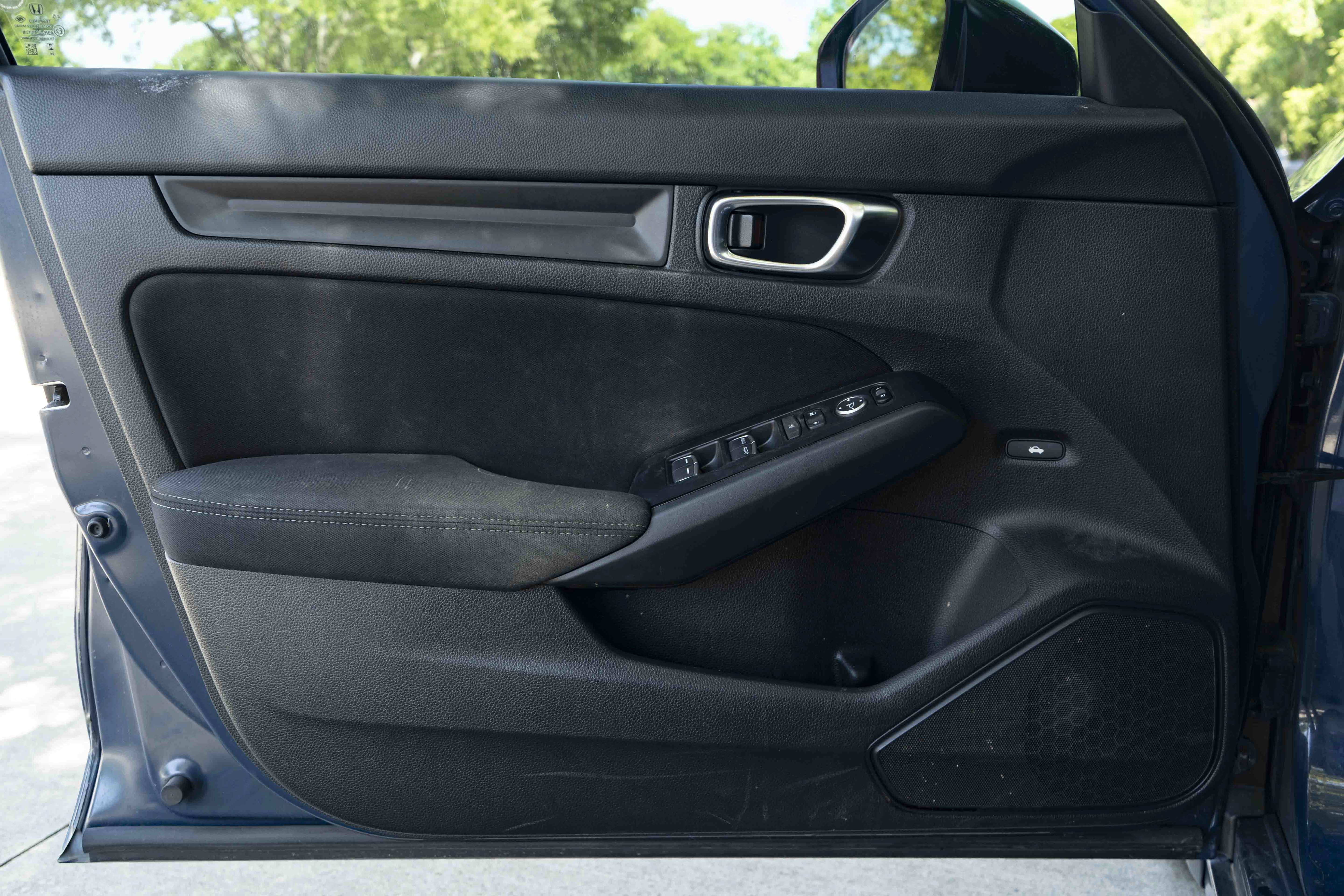 Certified 2025 Honda Civic Sport image 36