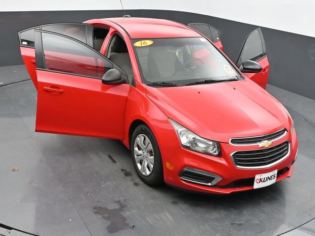 Used 2016 Chevrolet Cruze LS FWD image 39