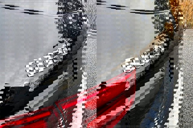 Used 2025 Mercedes-Benz GLB 250 250 image 27