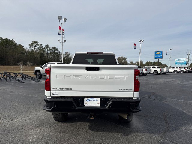 Used 2025 Chevrolet Silverado 2500 Custom w/ Custom Value Package AWD/4WD image 4