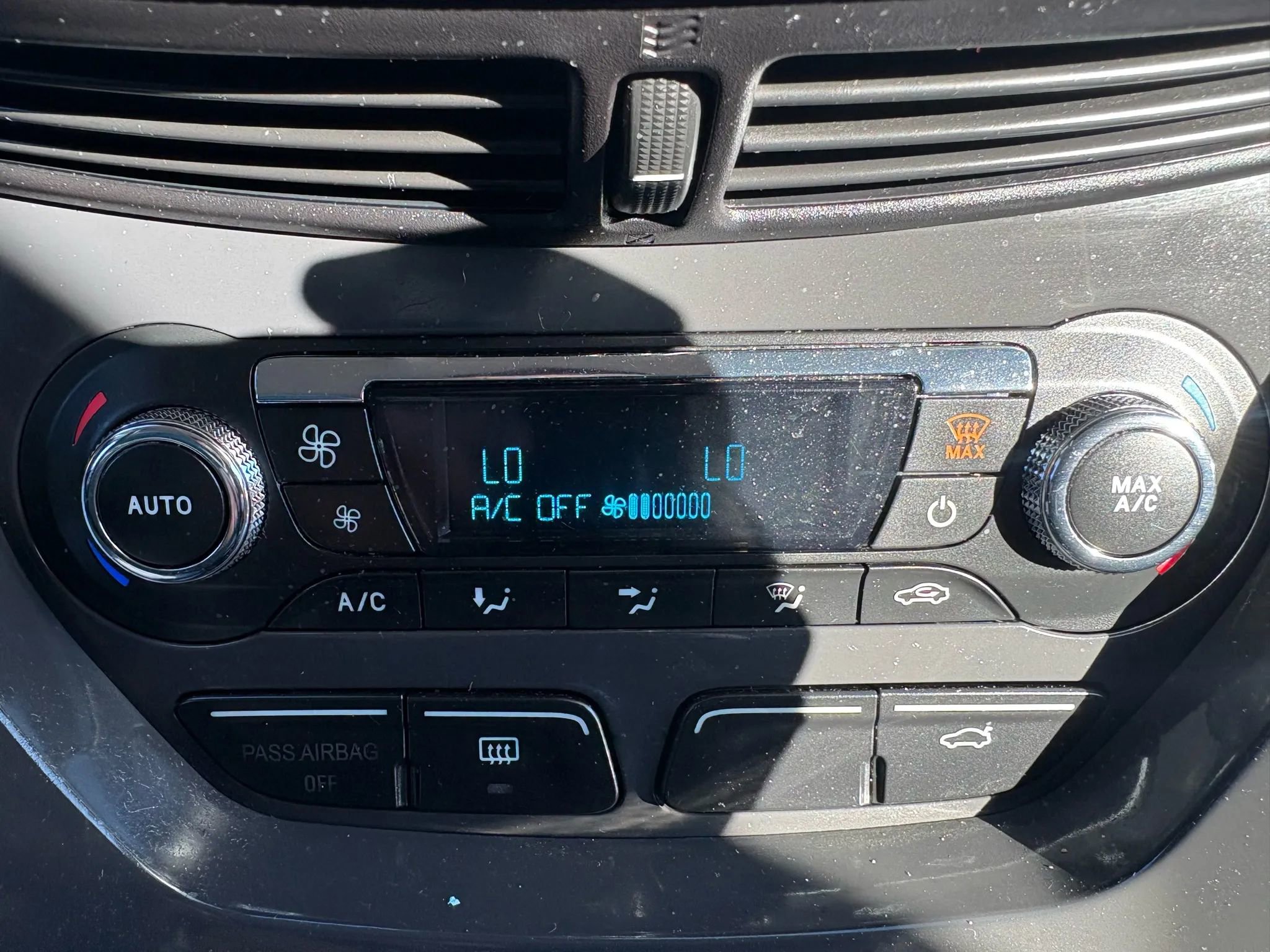 Used 2014 Ford Escape Titanium image 20