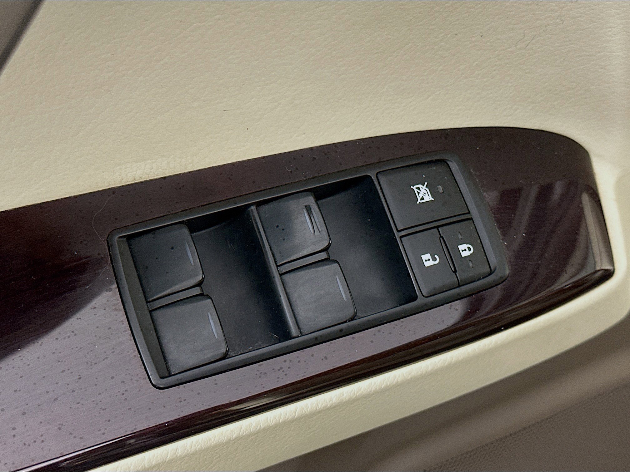 Used 2014 Lexus GX 460 image 15