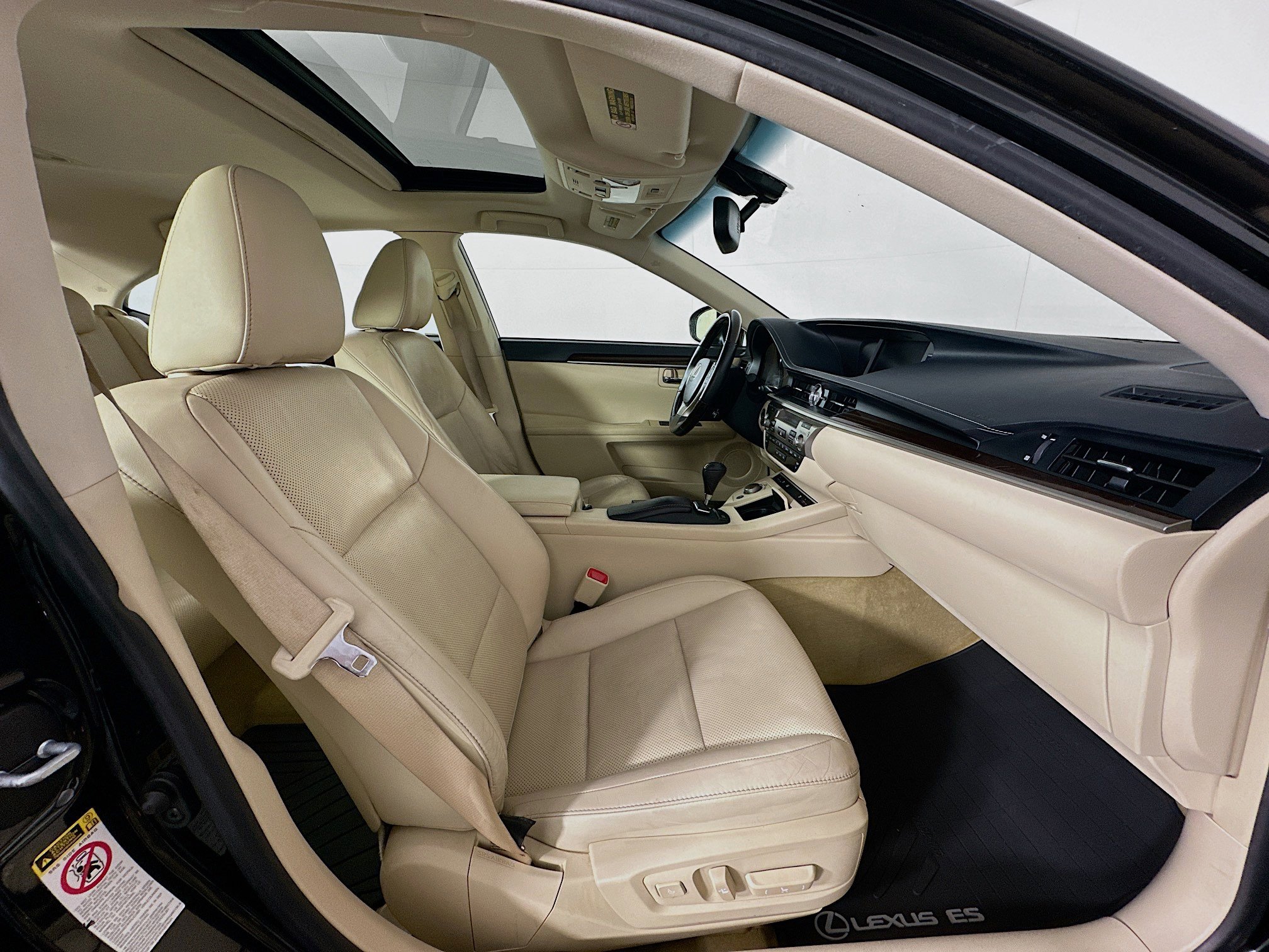 Used 2014 Lexus ES 350 w/ Luxury Package image 31