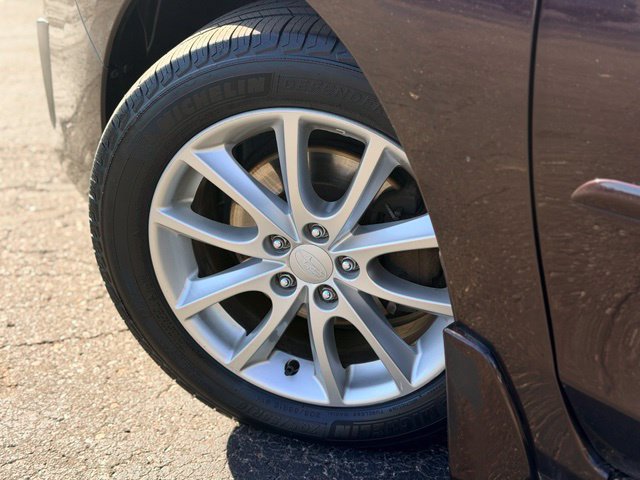 Used 2012 Subaru Impreza 2.0i Premium w/ All-Weather Pkg AWD/4WD image 21