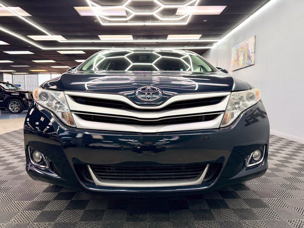 Used 2014 Toyota Venza XLE w/ XLE Premium Package FWD image 3