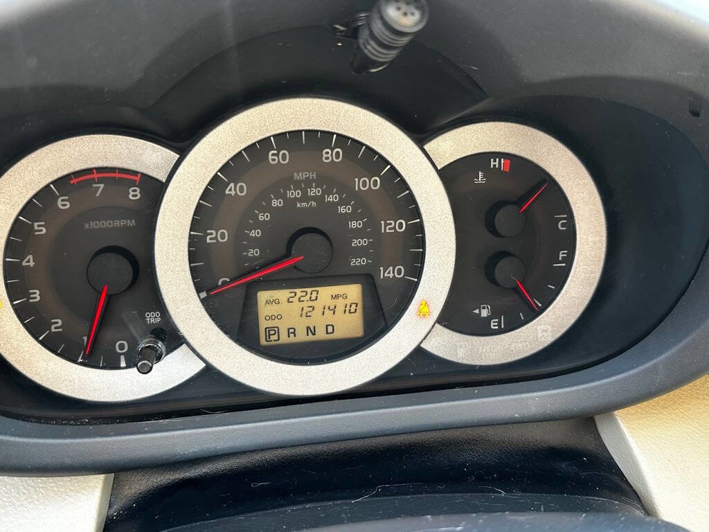 Used 2011 Toyota RAV4 2WD image 14