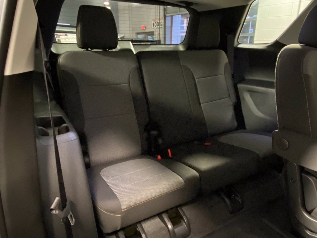 Used 2020 Chevrolet Traverse LT w/ LPO, Floor Liner Package AWD/4WD image 28