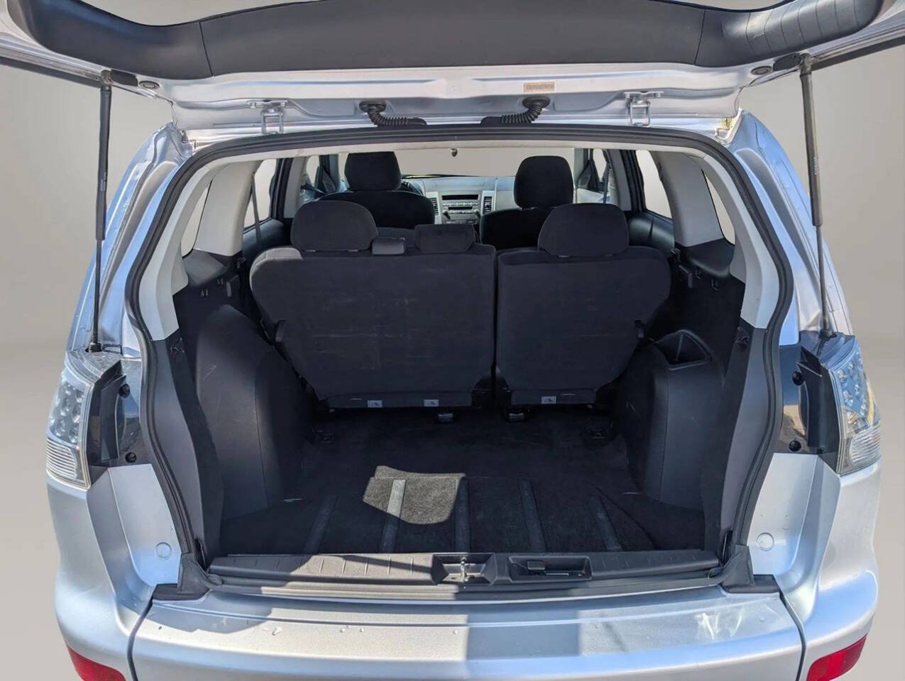 Used 2007 Mitsubishi Outlander LS AWD/4WD image 34