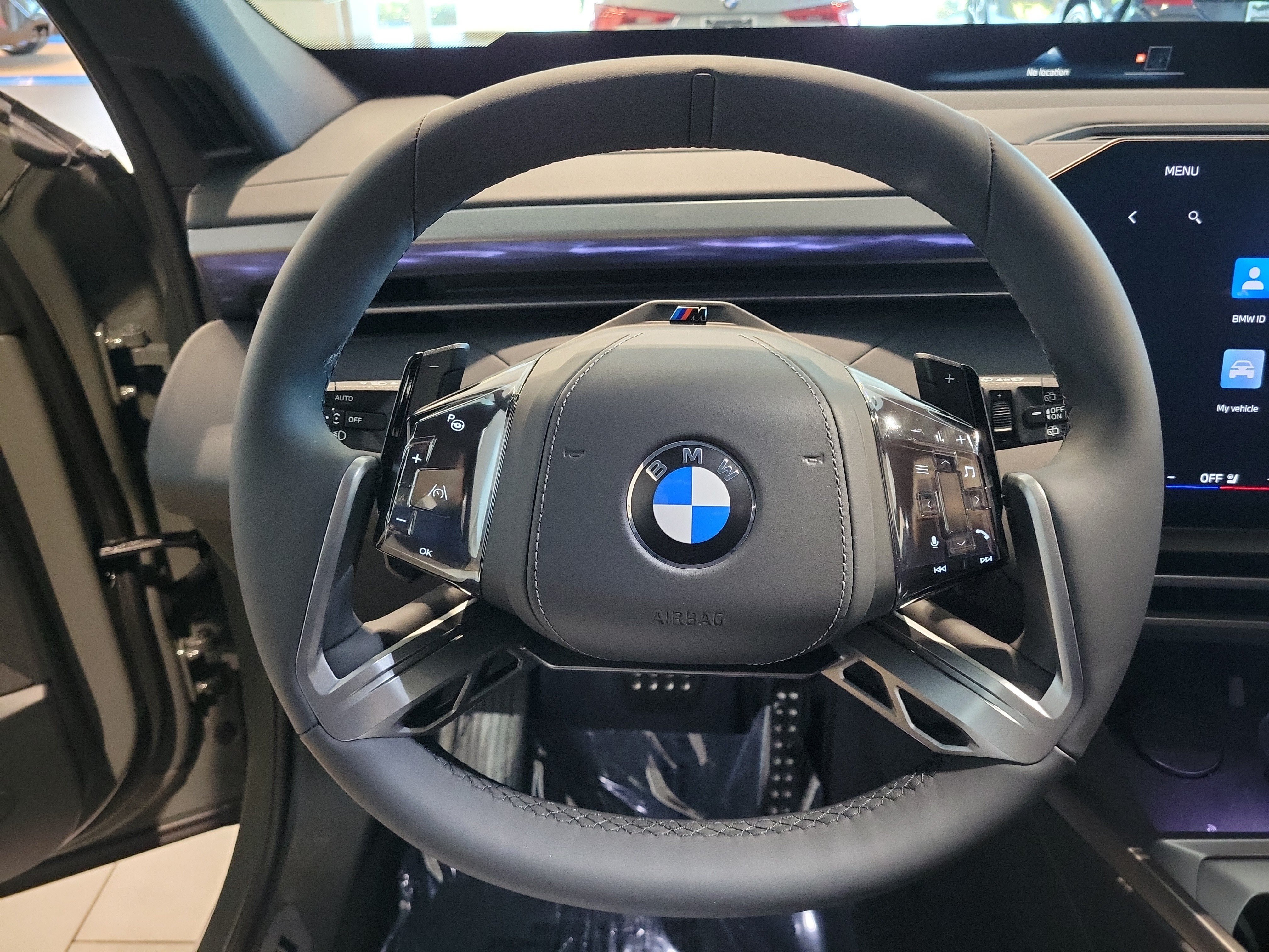 New 2027 BMW X5 xDrive40i w/ M Sport Professional Package AWD/4WD image 21