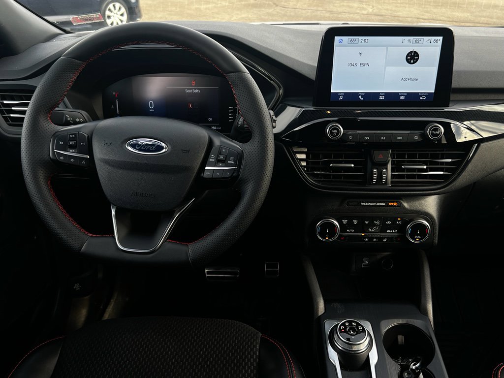 Used 2023 Ford Escape ST-Line image 17