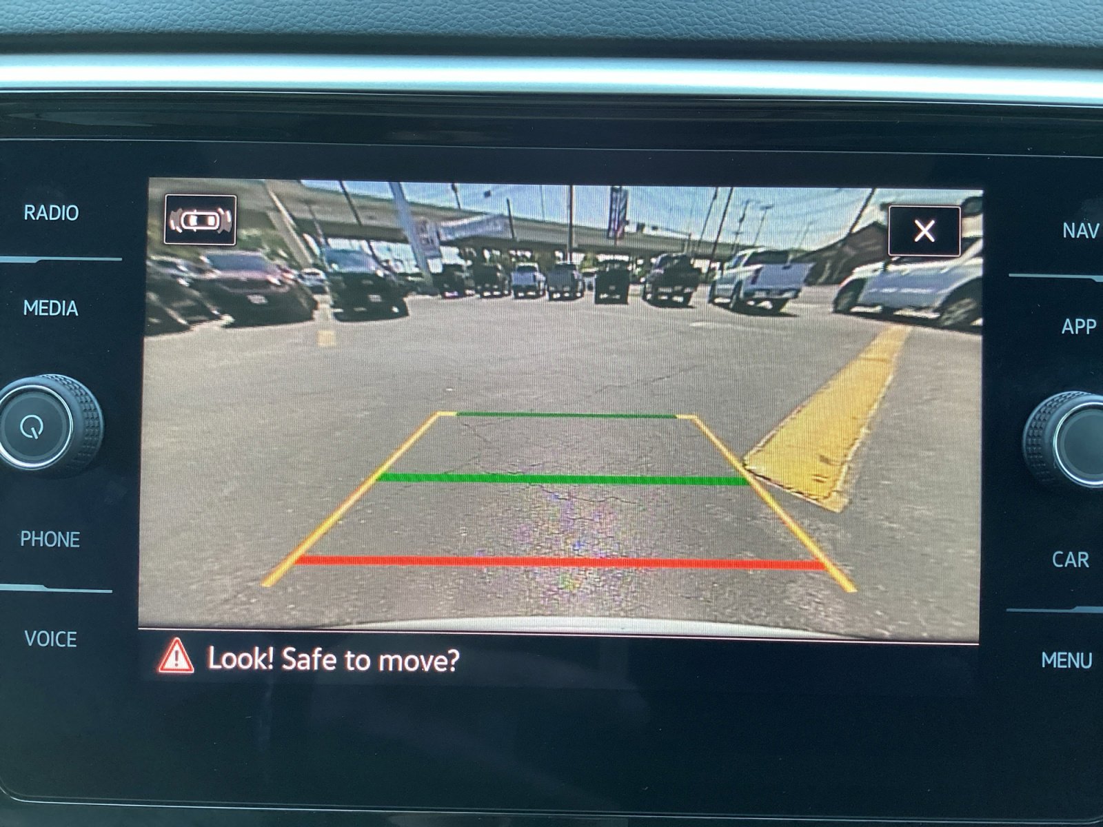 Used 2023 Volkswagen Atlas SEL Premium image 21