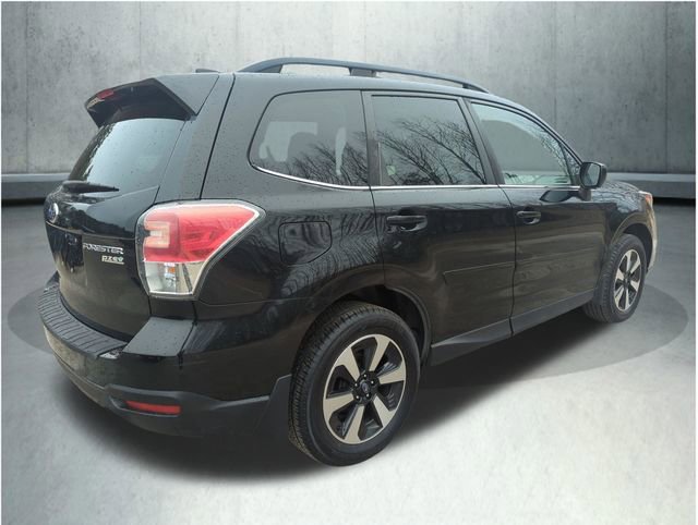 Used 2017 Subaru Forester 2.5i Limited AWD/4WD image 6