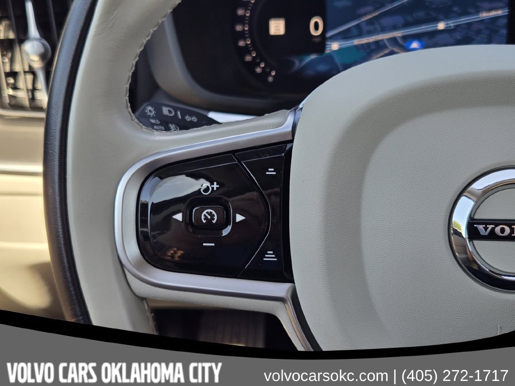 Certified 2025 Volvo XC60 B5 Core w/ Protection Package Premier AWD/4WD image 22