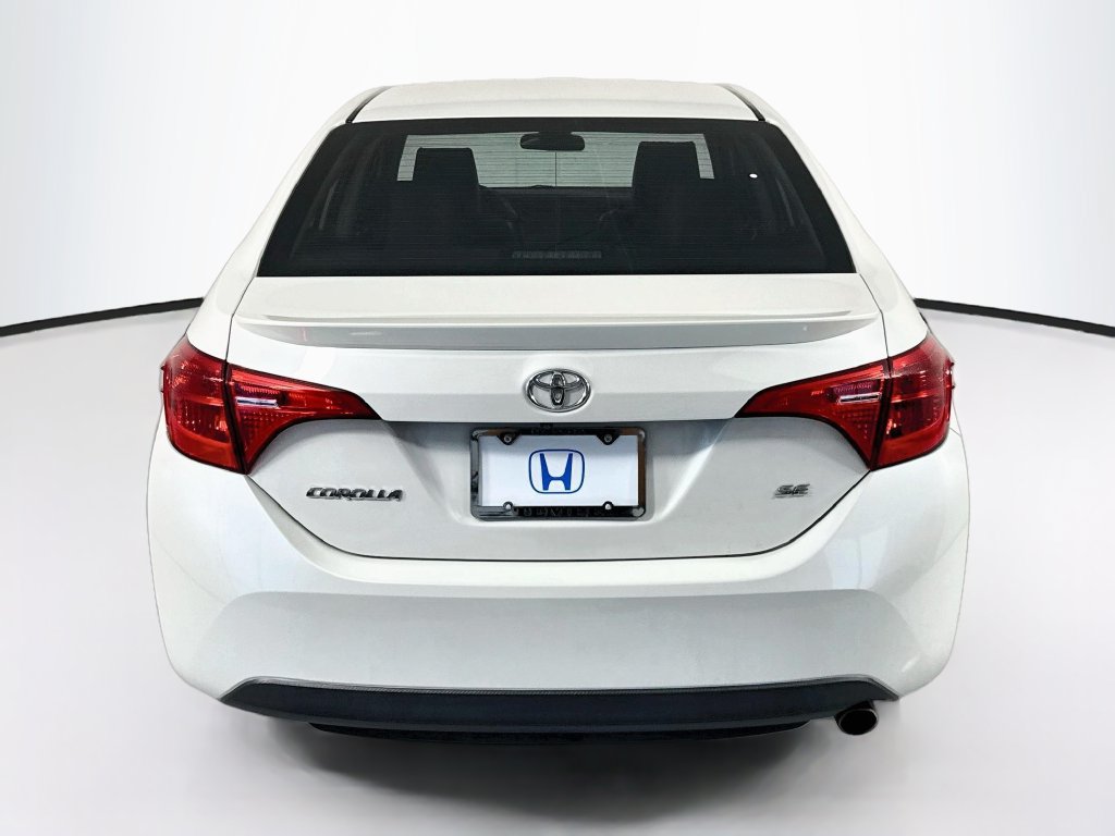 Used 2018 Toyota Corolla SE w/ Carpet Mat Package (TMS) FWD image 6
