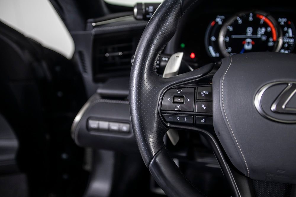 Used 2018 Lexus LC 500 Coupe image 38