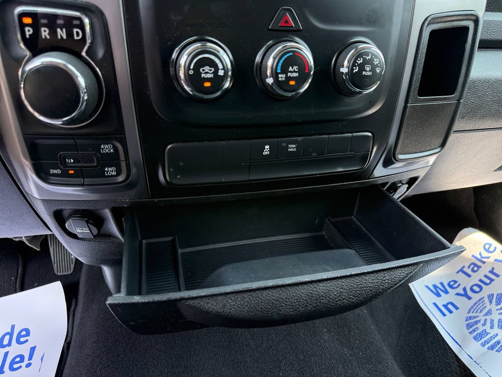 Used 2021 RAM 1500 Classic SLT AWD/4WD image 5