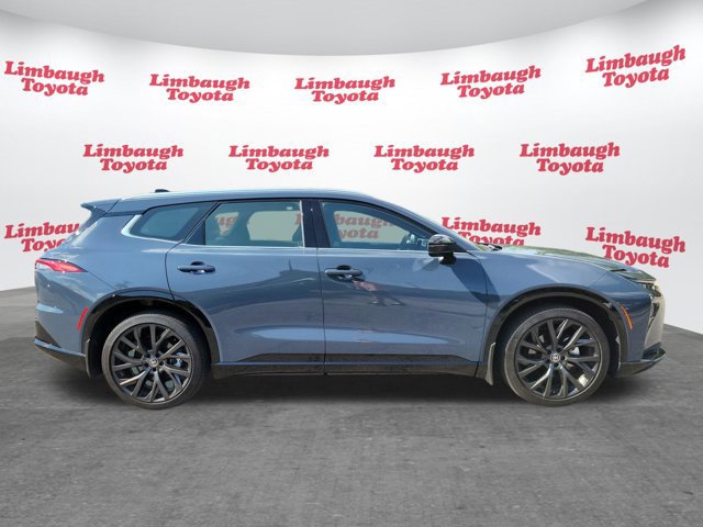 Used 2025 Toyota Crown Signia image 27