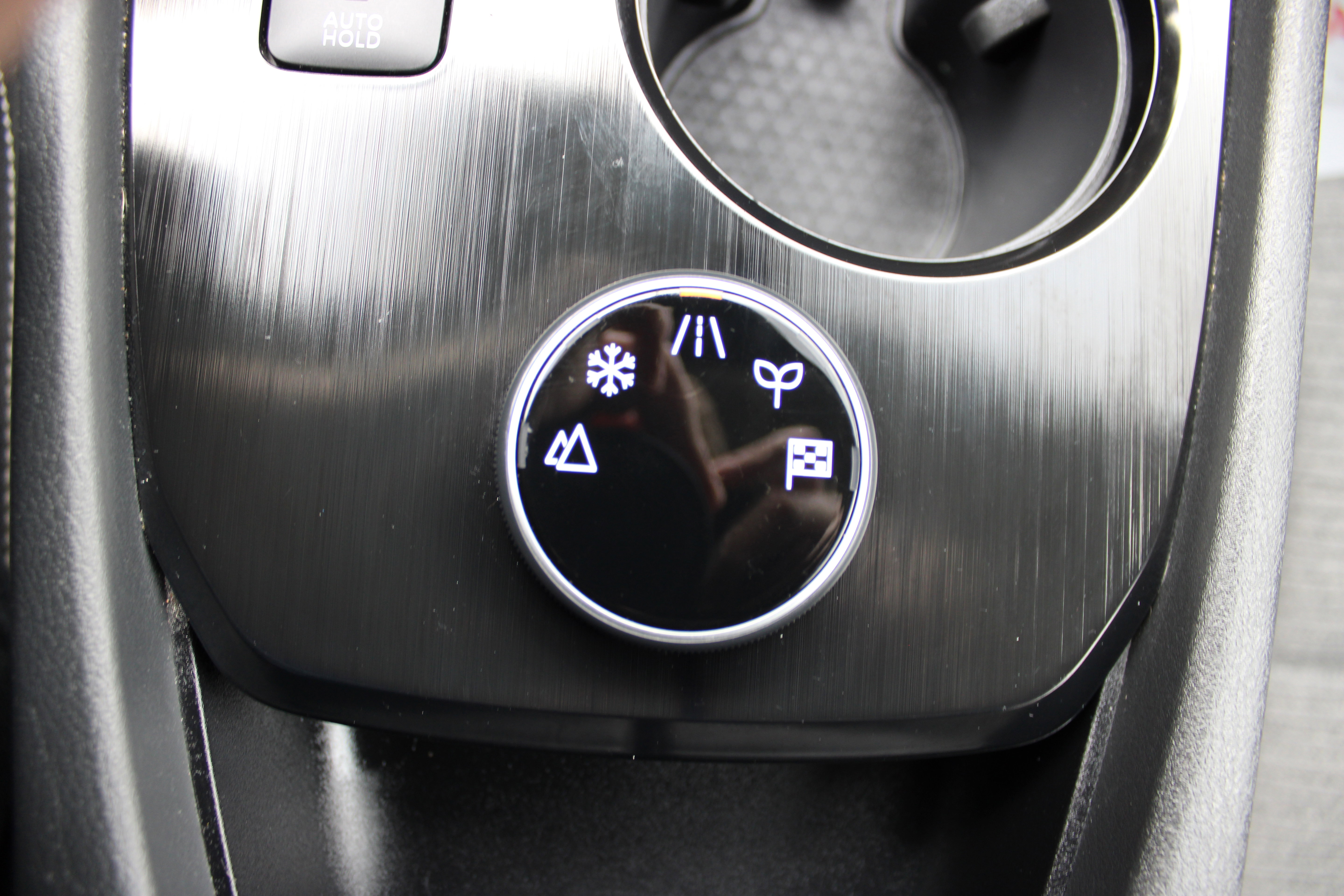 Certified 2022 Nissan Rogue SV AWD/4WD image 17