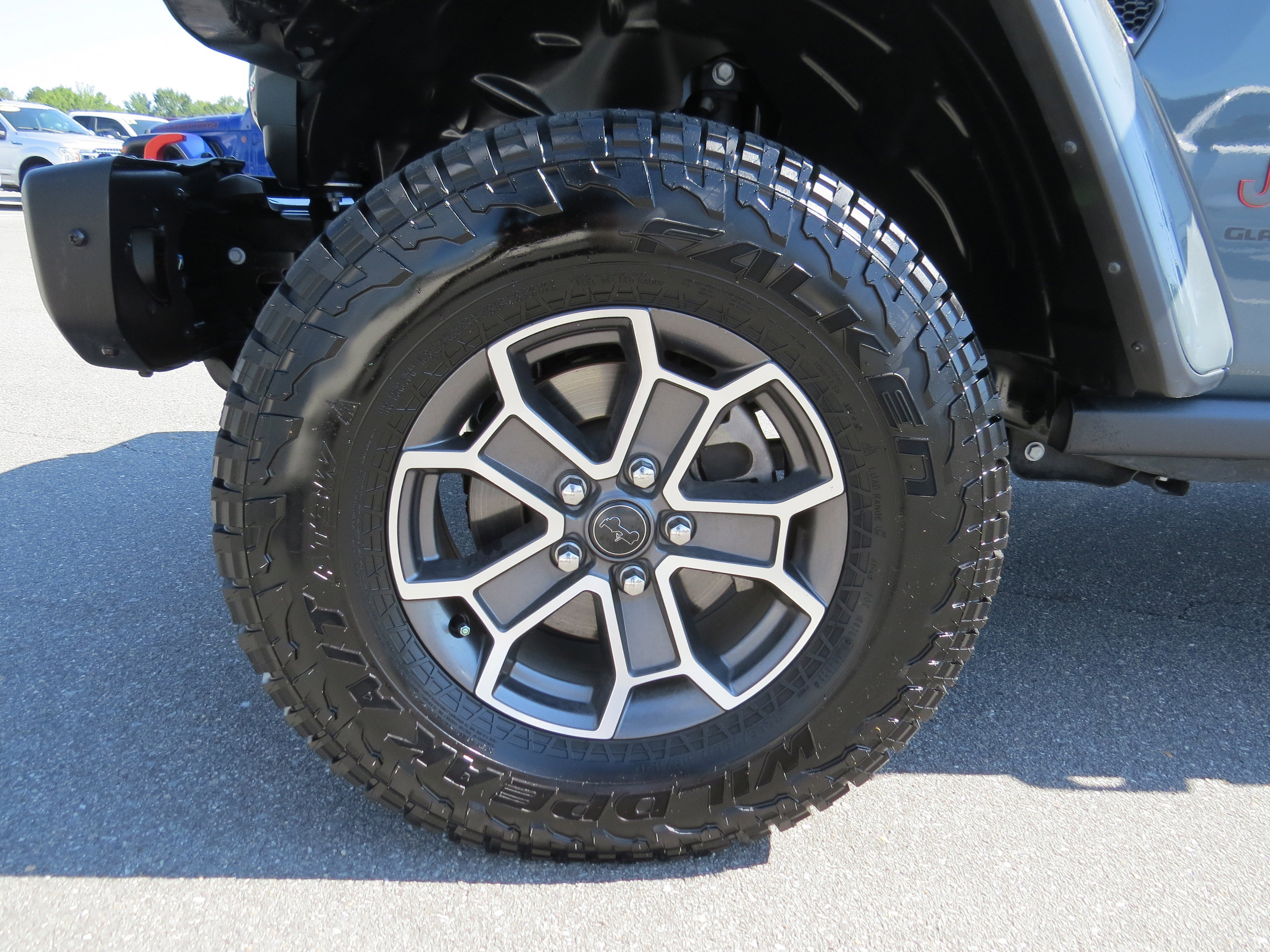 Certified 2024 Jeep Gladiator Mojave image 14