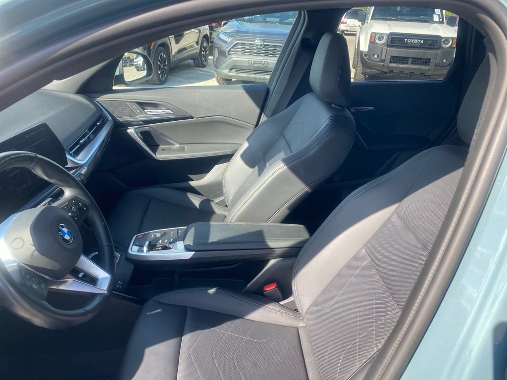 Used 2023 BMW X1 xDrive28i w/ Convenience Package AWD/4WD image 11