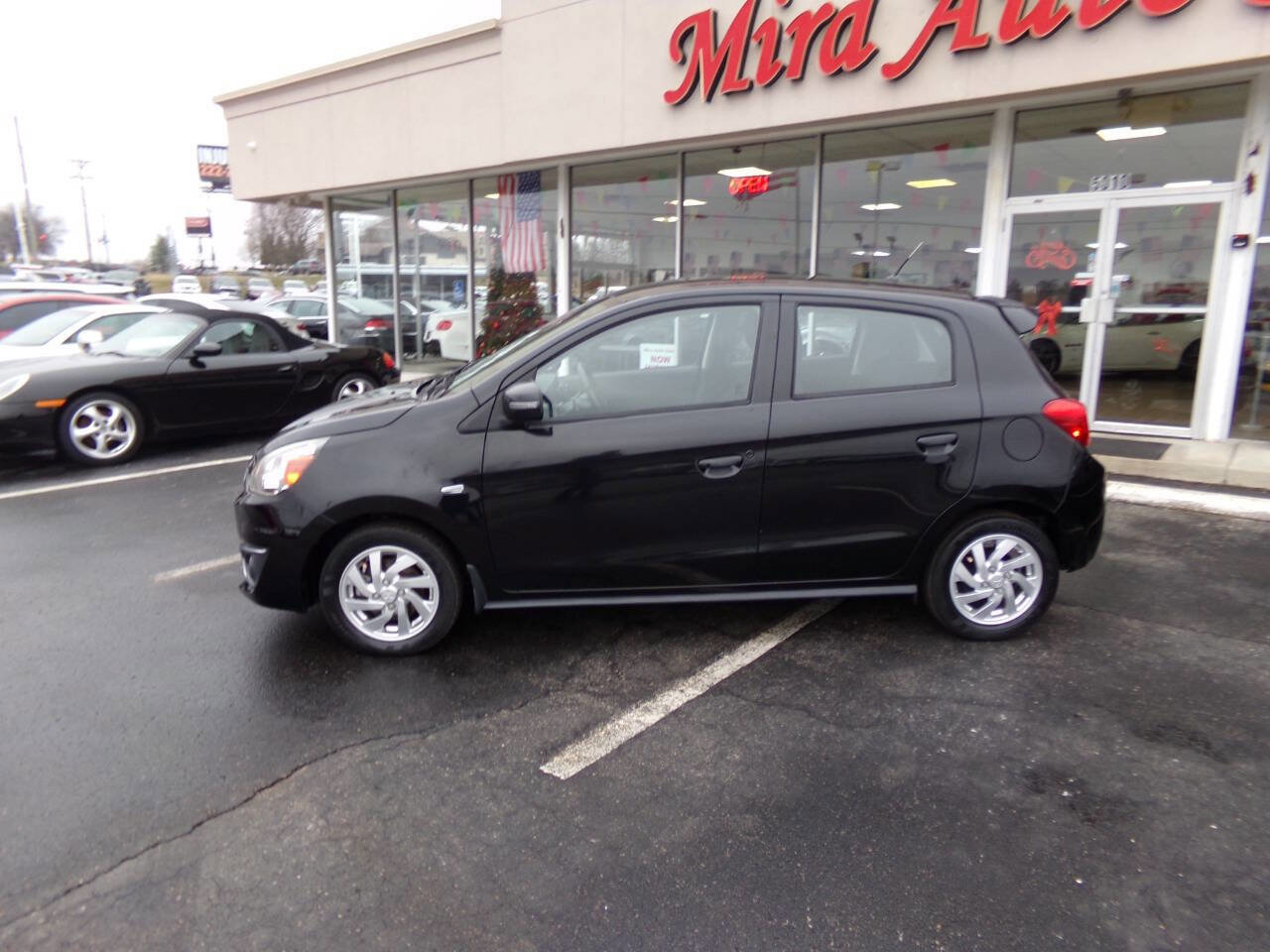 Used 2019 Mitsubishi Mirage SE image 2