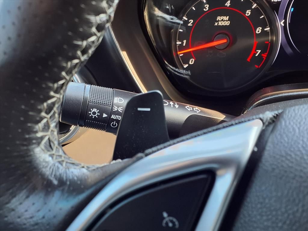 Used 2019 Chevrolet Camaro SS image 18
