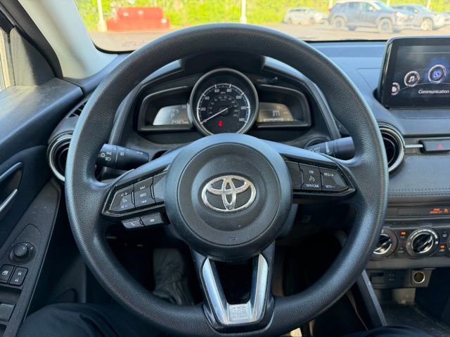 Used 2019 Toyota Yaris LE FWD image 10