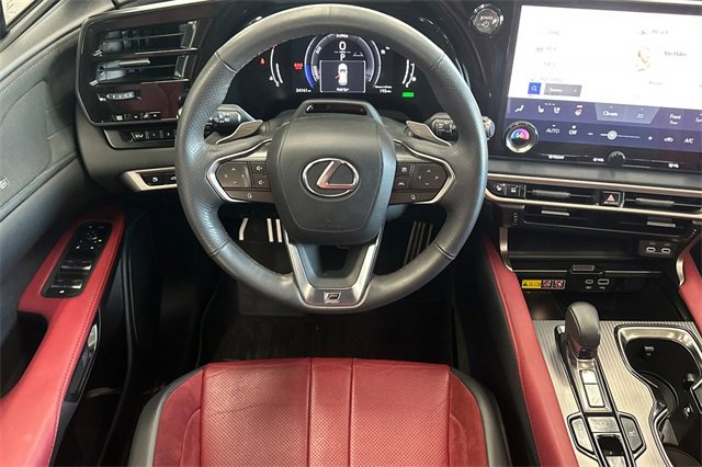 Used 2024 Lexus RX 500h F Sport w/ Convenience Package image 17