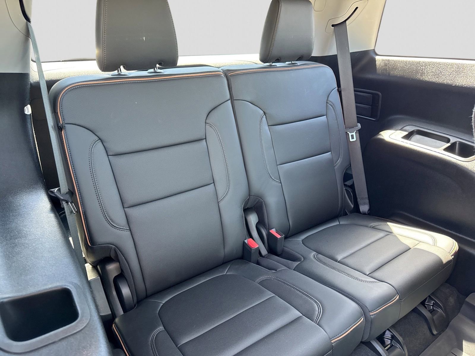 Used 2022 GMC Acadia AT4 w/ Preferred Package AWD/4WD image 28