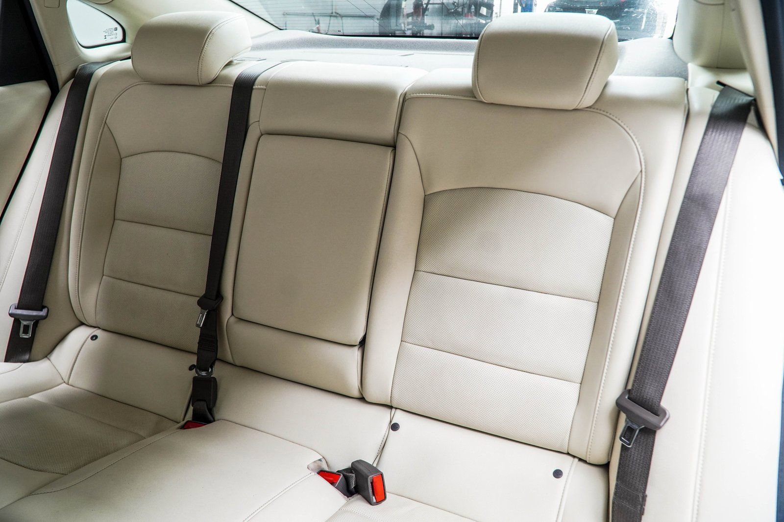 Used 2024 Chevrolet Malibu LT FWD image 38