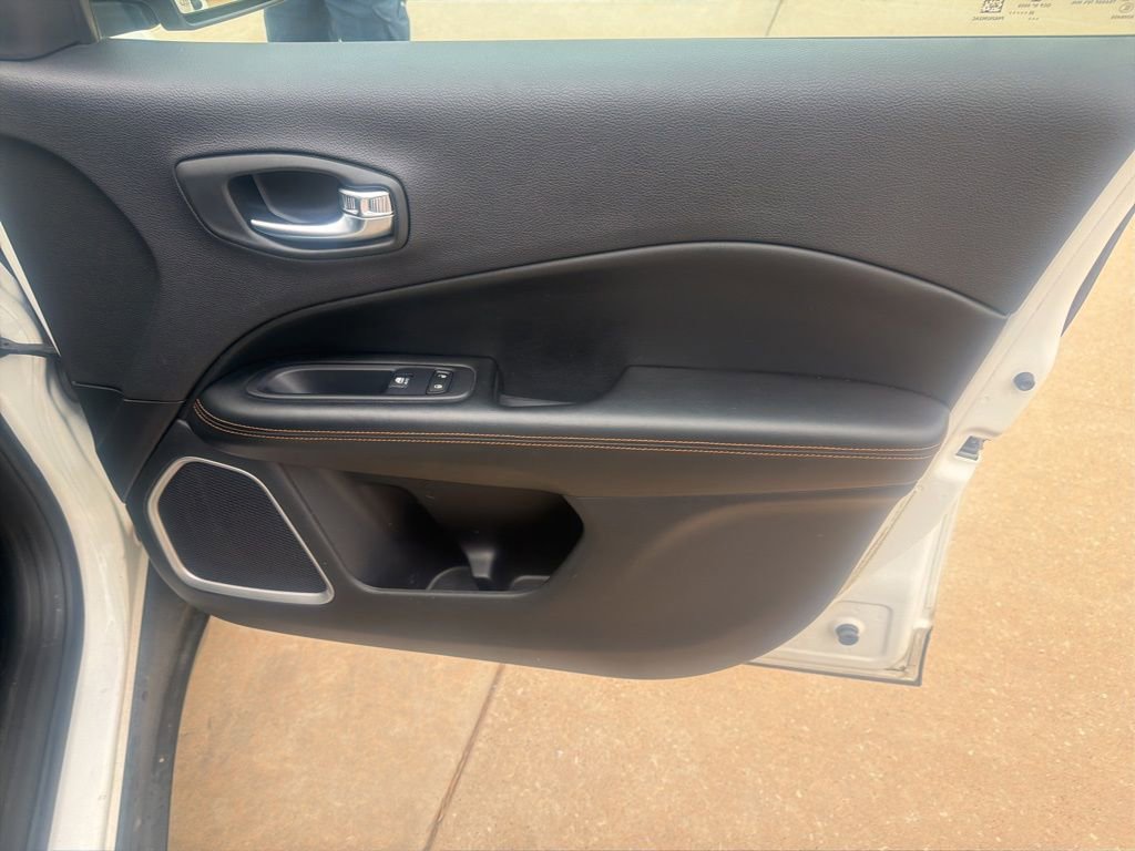 Used 2021 Jeep Compass Limited AWD/4WD image 36