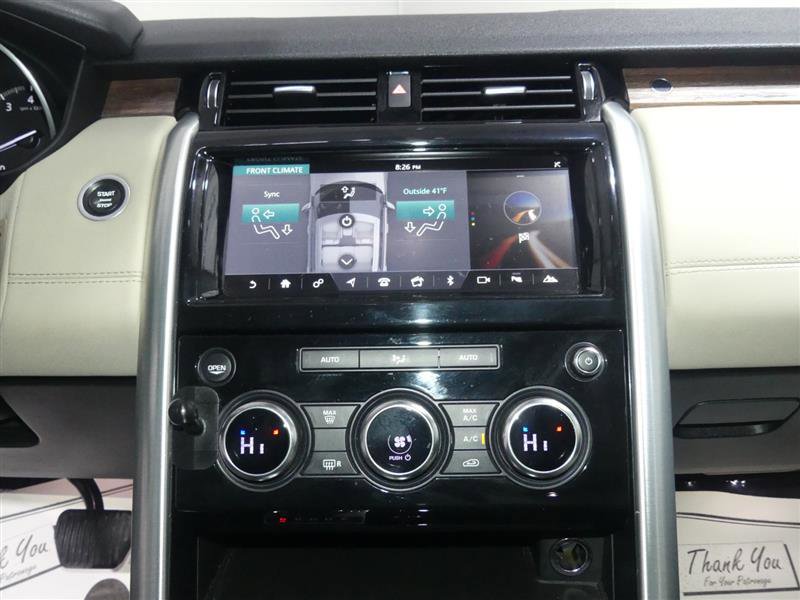 Used 2017 Land Rover Discovery HSE image 37