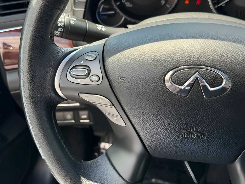 Used 2012 INFINITI M35 w/ Premium Pkg RWD image 39