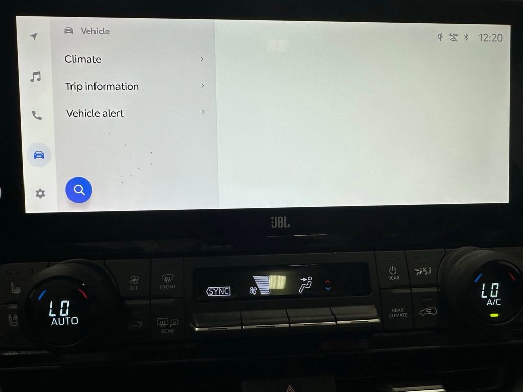 Used 2025 Toyota Grand Highlander AWD image 29