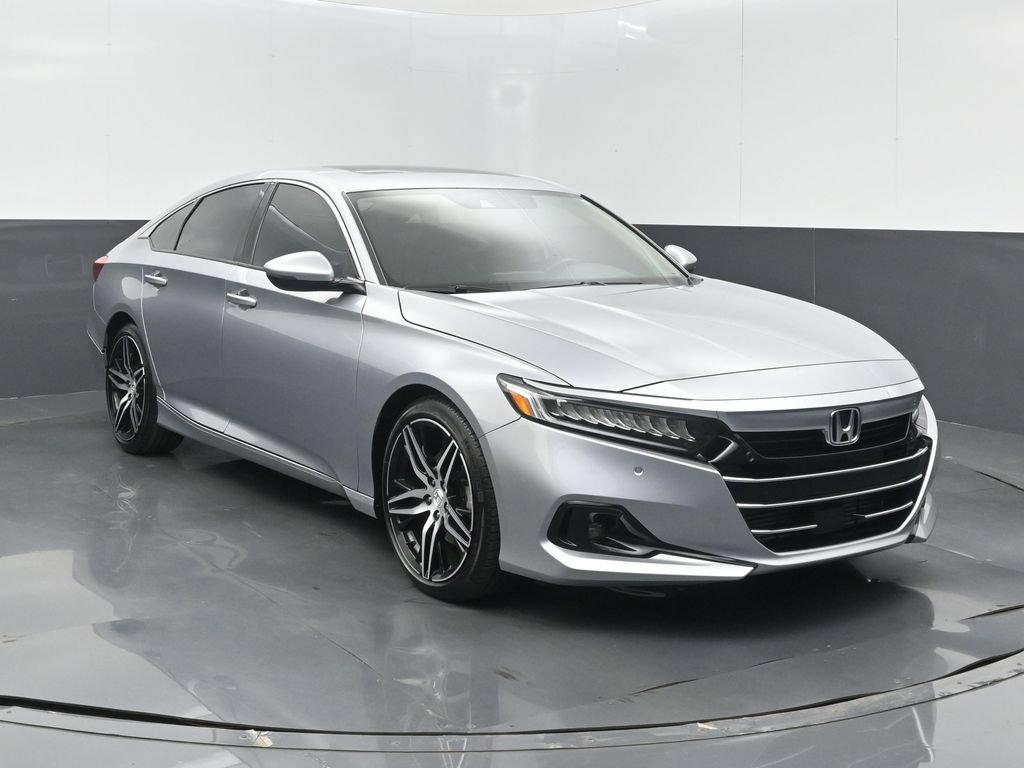 Used 2021 Honda Accord Touring image 3