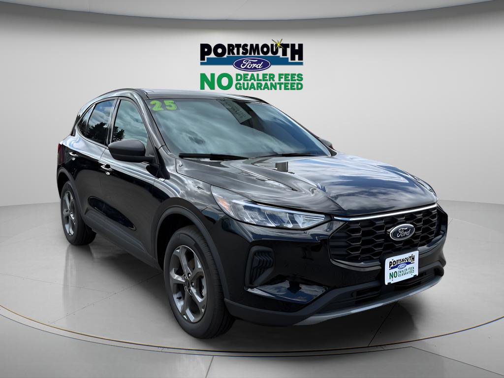 Used 2025 Ford Escape ST-Line w/ Tech Pack #1 AWD/4WD image 24