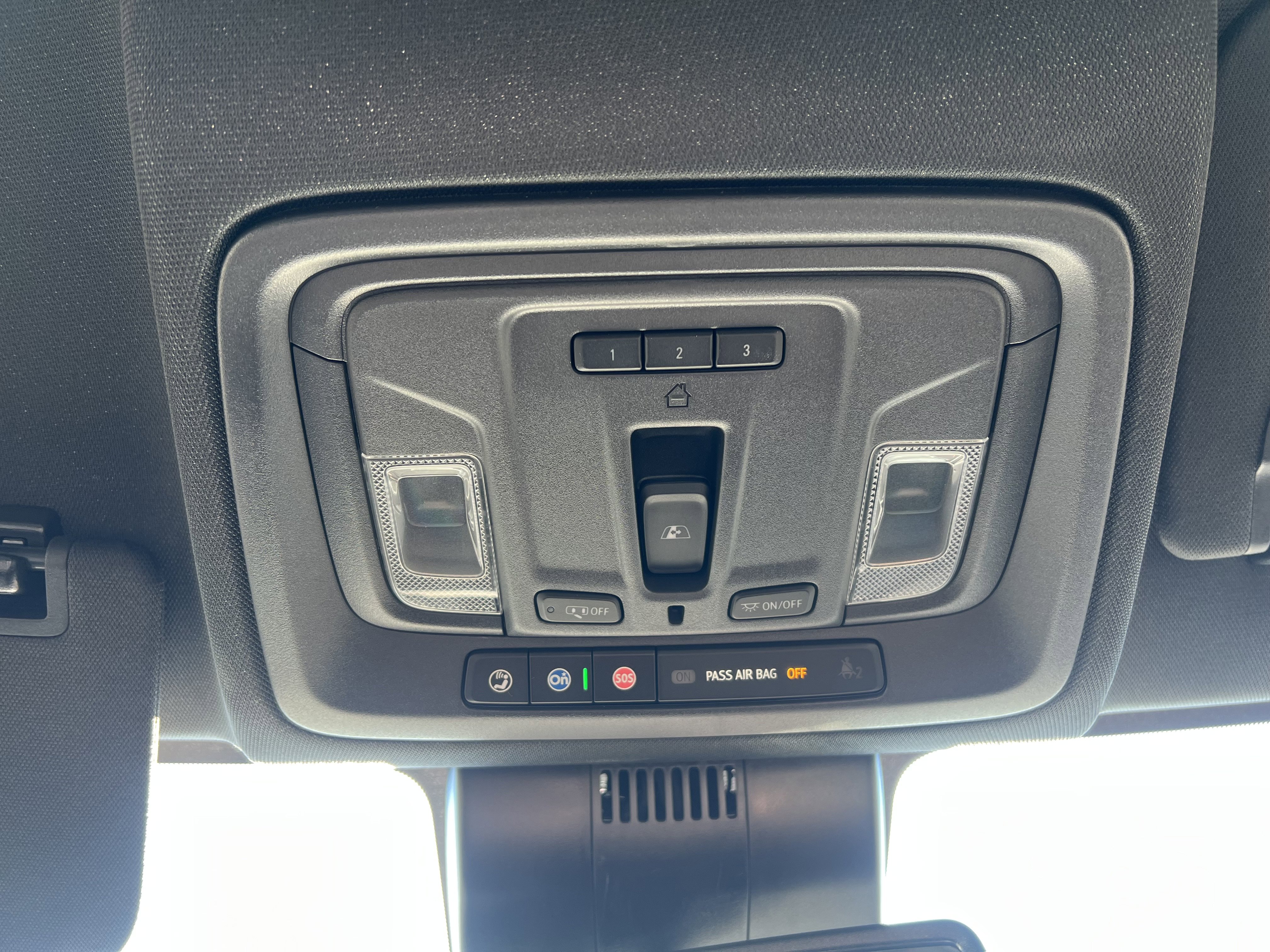 Used 2023 Chevrolet Silverado 1500 ZR2 image 25