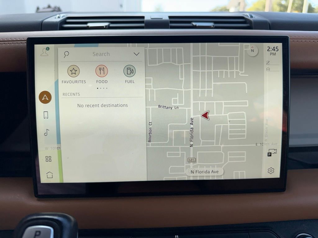 Used 2023 Land Rover Defender 130 SE image 22