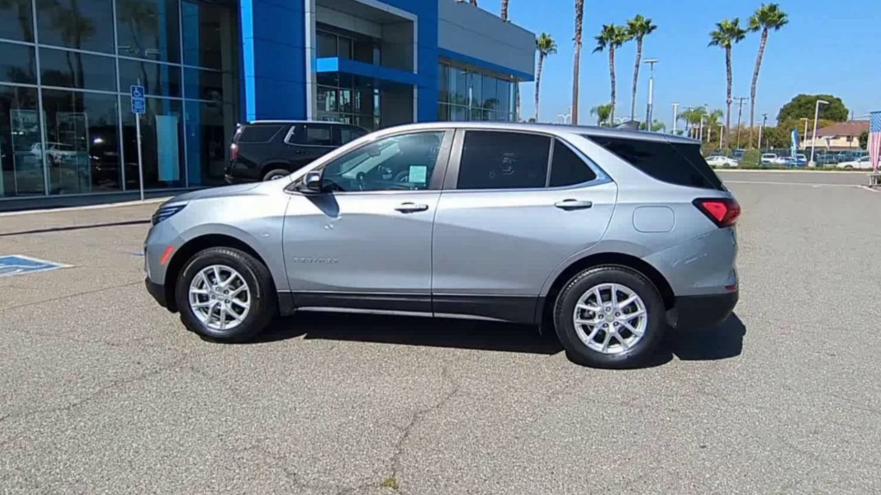 Used 2024 Chevrolet Equinox LT AWD/4WD image 5