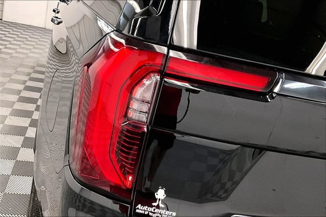 Used 2025 GMC Yukon XL Denali Ultimate w/ LPO, Floor Liner Package AWD/4WD image 37